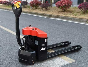 叉車春季保養(yǎng)知識，你知道幾點？